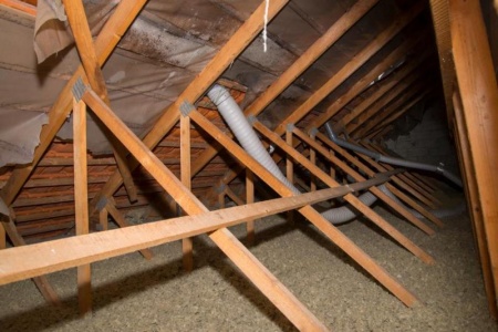 Isolation des combles &agrave; Saint-Thibault-des-Vignes, &eacute;conomies garanties